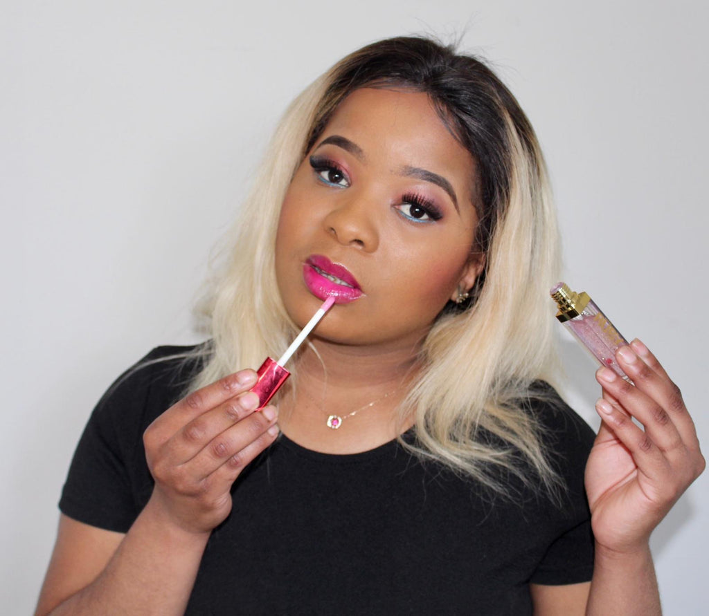 Magical lipgloss + powder